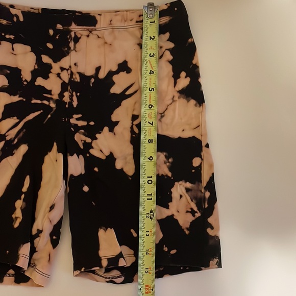 Bleached Reverse Tie Dye Biker Shorts - Picture 9 of 9